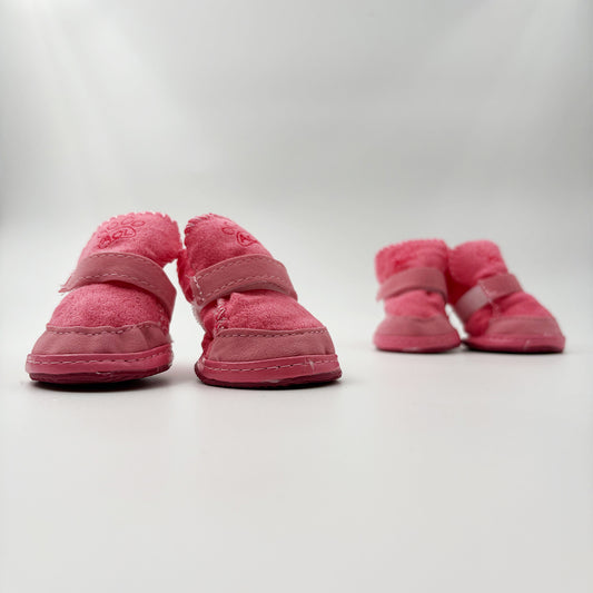 Cute pink dog shoes with velcro strap – non-slip pet shoes for small dogs