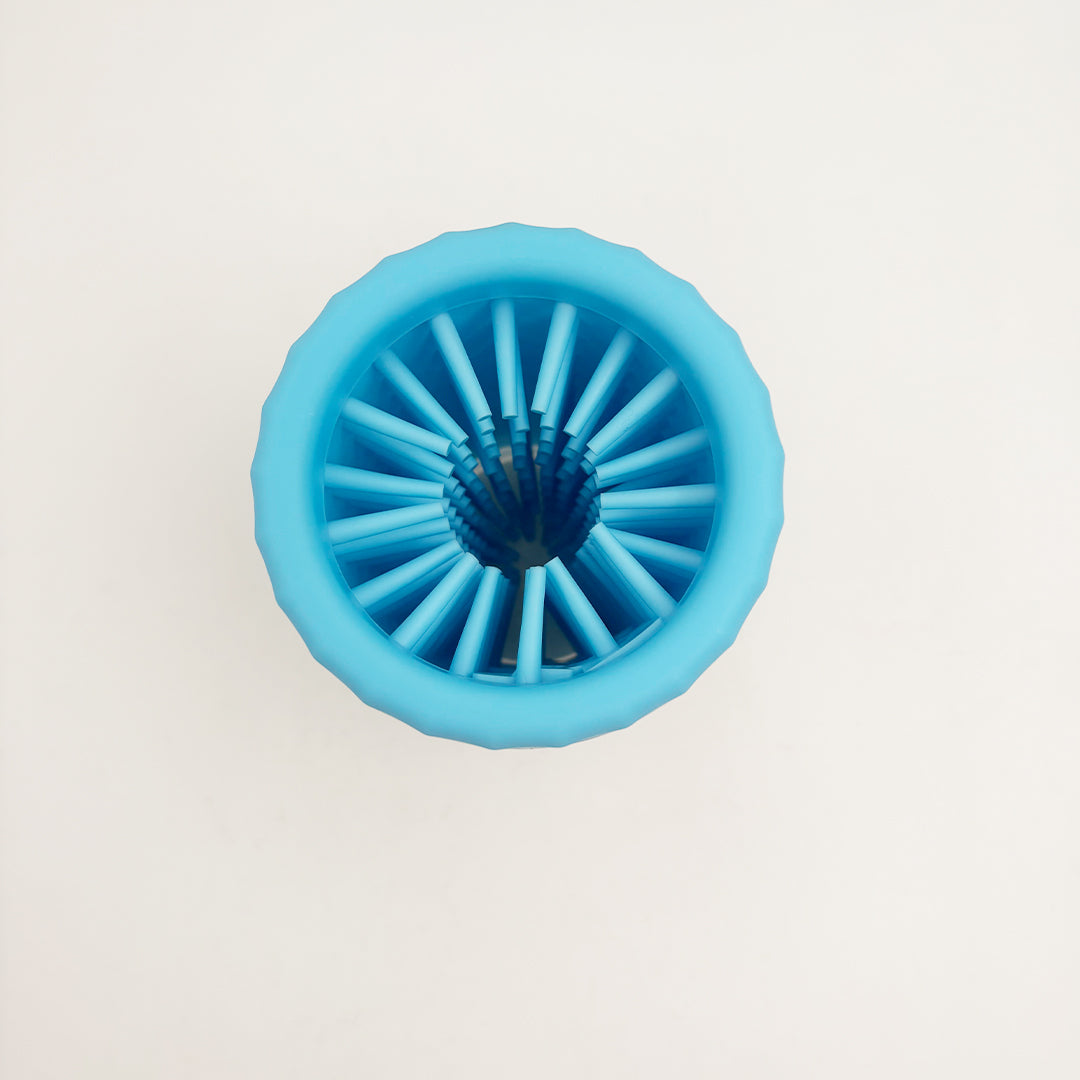 Paw-cleaner-bristle-for-dog-feet