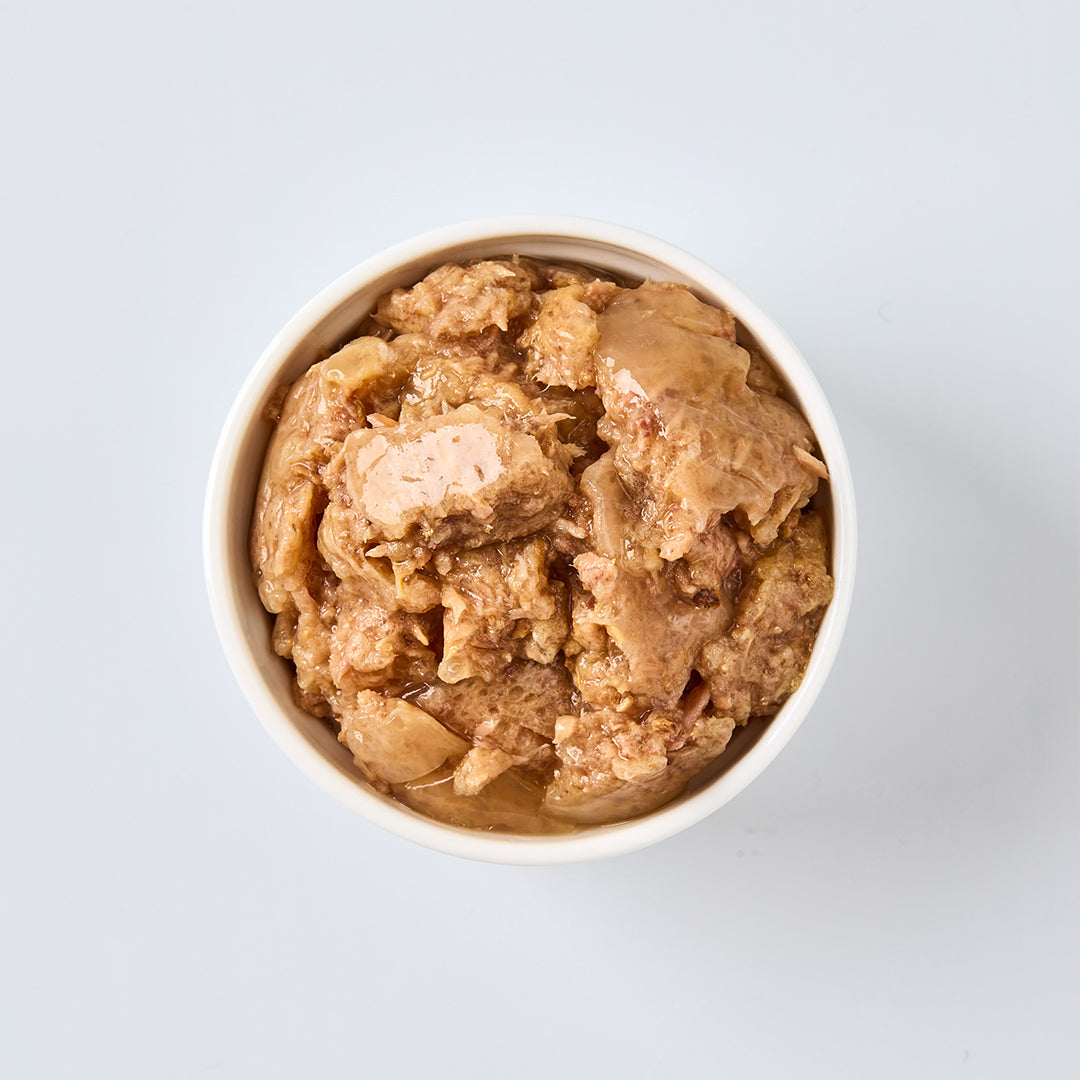 Pramy Senior Weight Control Tuna in Jelly texture inside