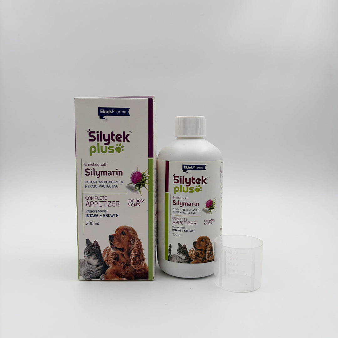 Silytek Plus liver tonic syrup for dogs and cats with measuring cup