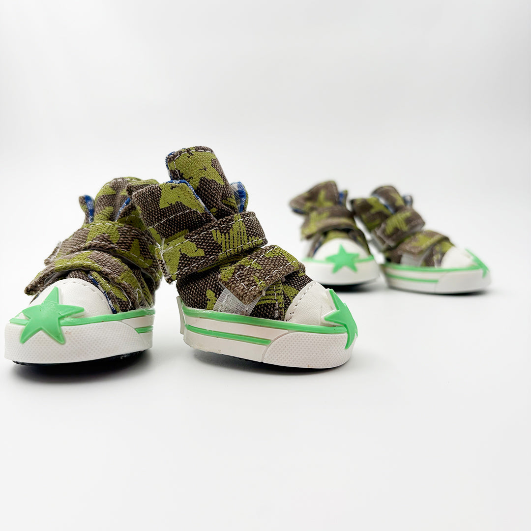 Star design non-slip dog shoes with Velcro closure – pack of 4 green color