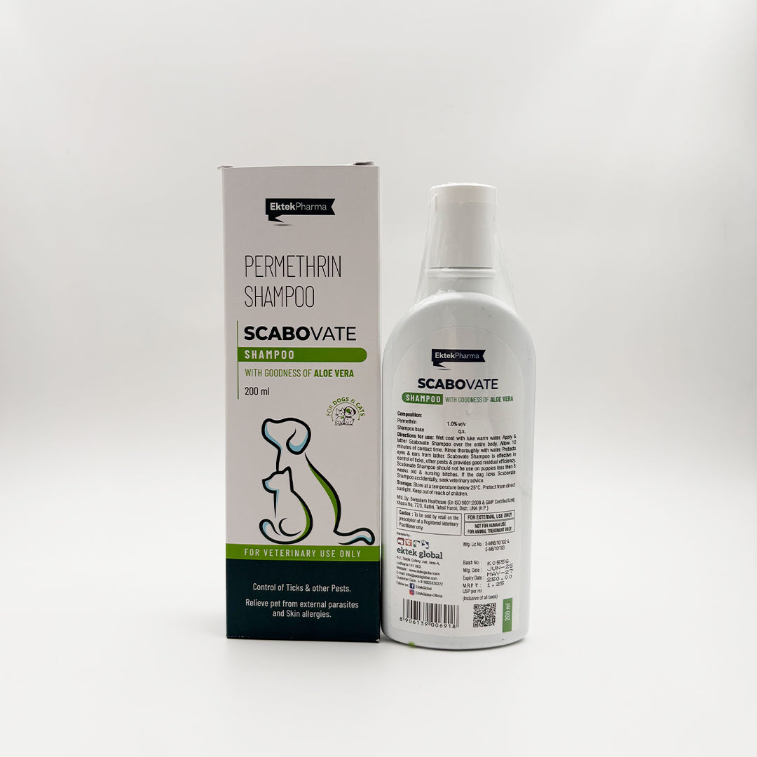 Tick and flea control shampoo for dogs with permethrin and aloe vera