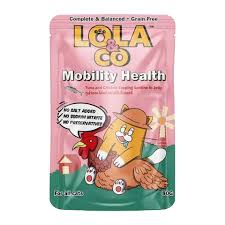 Lola & Co Tuna and  Chicken Topping Sardine in  Jelly 80g